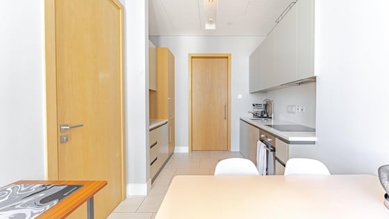 Elegant apartment in Downtown with Burj Khalifa view, picture 9