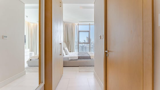 Elegant apartment in Downtown with Burj Khalifa view, picture 12