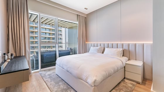 Luxurious upgraded apartment in Dubai Harbour with palm view, picture 7