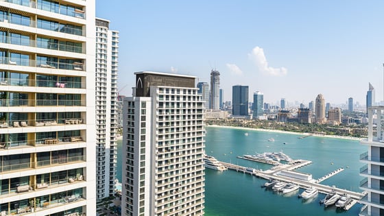 Luxurious upgraded apartment in Dubai Harbour with palm view, picture 18