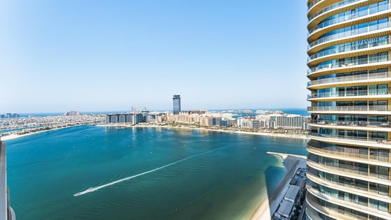 Luxurious upgraded apartment in Dubai Harbour with palm view, picture 17