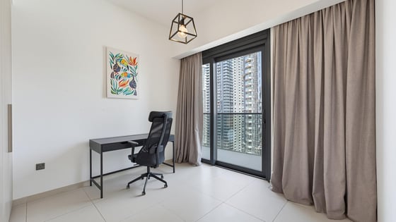 Huge layout apartment in Downtown with Burj Khalifa view, picture 7