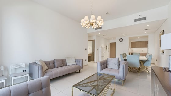 Huge layout apartment in Downtown with Burj Khalifa view, picture 2