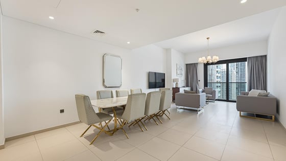 Huge layout apartment in Downtown with Burj Khalifa view, picture 1