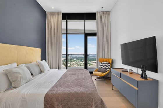 A 5-bed penthouse overlooking Downtown Dubai in RP Heights, picture 16