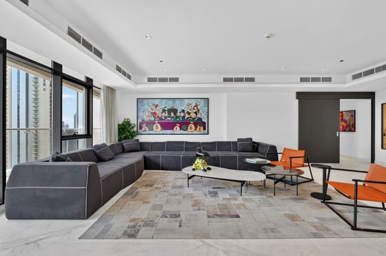 A 5-bed penthouse overlooking Downtown Dubai in RP Heights, picture 1