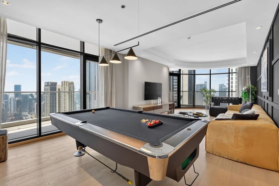 A refined 4-bedroom penthouse in RP Heights, Downtown Dubai, picture 5