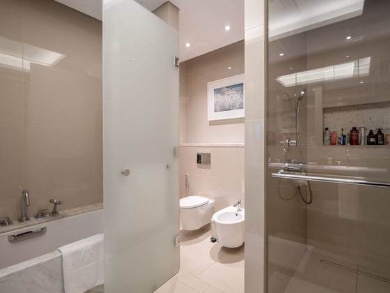 Stunning Address Apartment with Burj Khalifa View, picture 12
