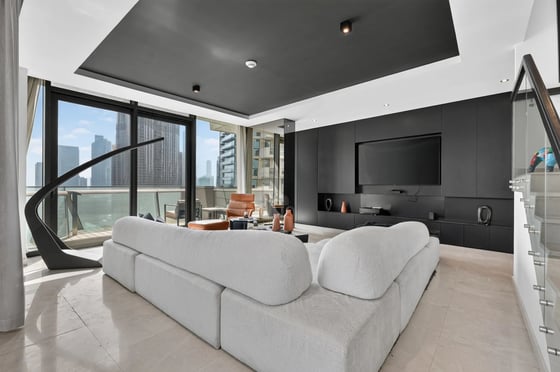 A stunning 5-bedroom triplex at Burj Vista Tower 2, Downtown, picture 5