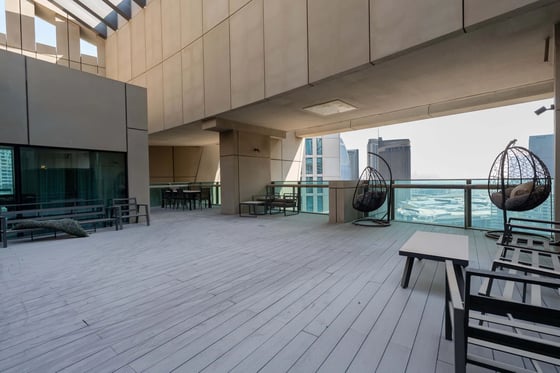 A stunning 5-bedroom triplex at Burj Vista Tower 2, Downtown, picture 23