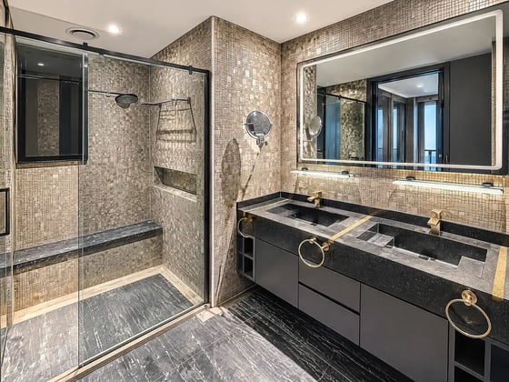 Upgraded Penthouse | Stunning Views....., picture 10