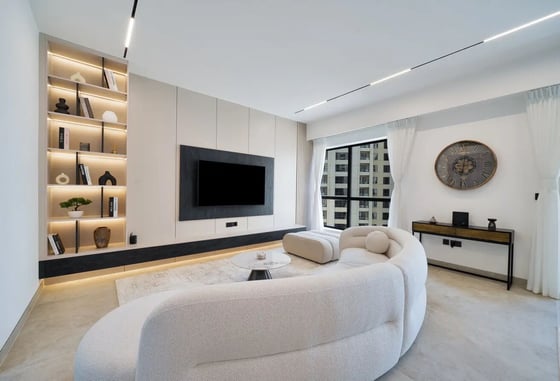 Prime JBR | Fully Renovated | Sea View | Vacant, picture 1