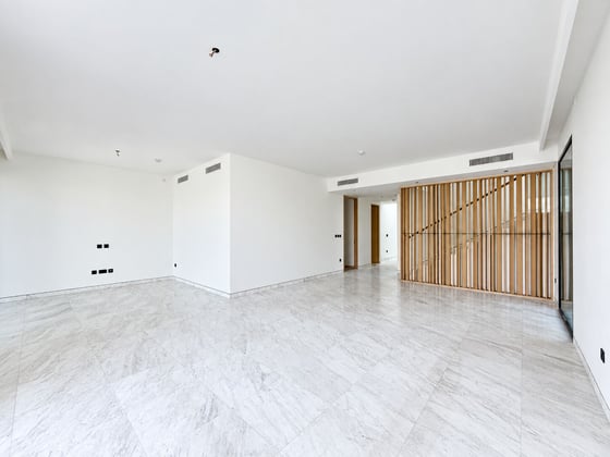 Spacious Layout | Landscaped Garden | Unfurnished, picture 2