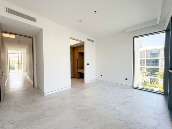 Spacious Layout | Landscaped Garden | Unfurnished, picture 5