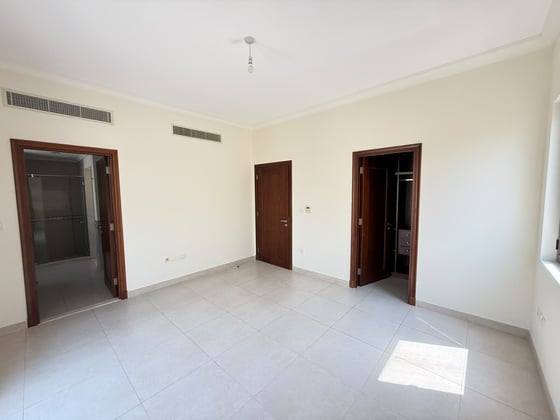 HOT Property| Negotiable| 5Beds |VOT |Close to Park, picture 7