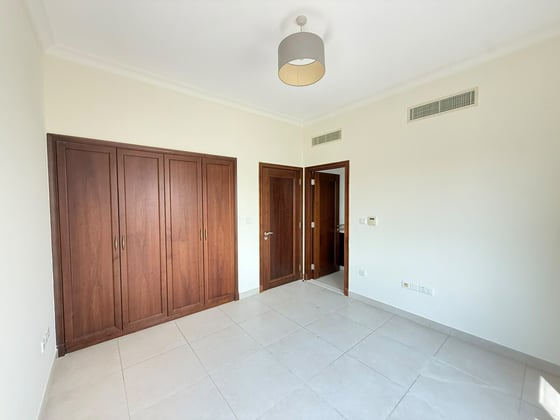 HOT Property| Negotiable| 5Beds |VOT |Close to Park, picture 10