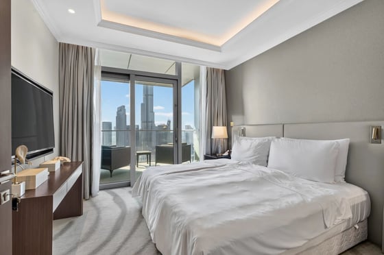 A 3-bedroom apartment in Address Fountain Views 3, Downtown, picture 10
