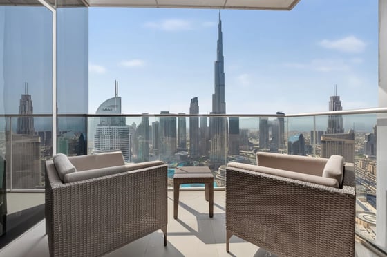 A 3-bedroom apartment in Address Fountain Views 3, Downtown, picture 13
