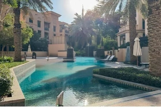 Spacious | Burj Khalifa View | Rented Unit, picture 14