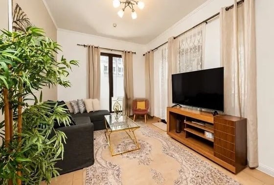 Spacious | Burj Khalifa View | Rented Unit, picture 1