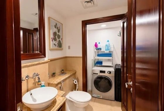 Spacious | Burj Khalifa View | Rented Unit, picture 12