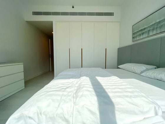 Panoramic Views | Corner Unit | Sea View, picture 8