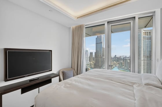 A beautiful 4-bedroom apartment in Address Sky View Tower 2, picture 8