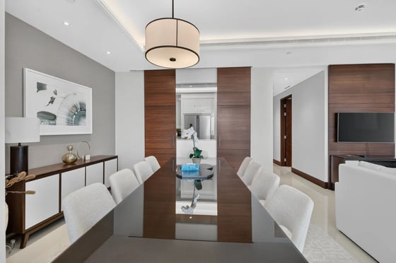 A beautiful 4-bedroom apartment in Address Sky View Tower 2, picture 6