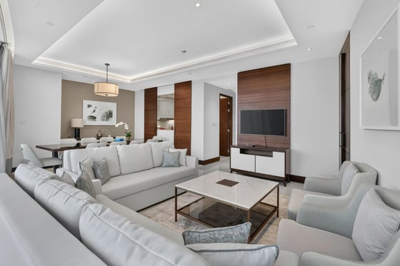 A beautiful 4-bedroom apartment in Address Sky View Tower 2, picture 5