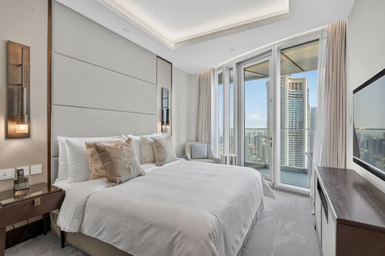 A furnished 4-bed home in Address Sky View Tower 2, Downtown, picture 8