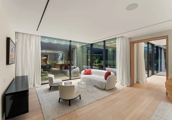 Brand-new contemporary villa with sea views in La Zagaleta, picture 14