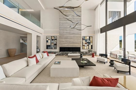 Brand-new contemporary villa with sea views in La Zagaleta, picture 8