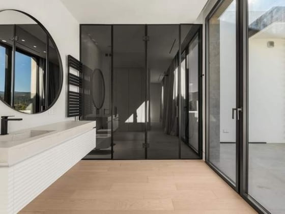 Brand-new contemporary villa with sea views in La Zagaleta, picture 17