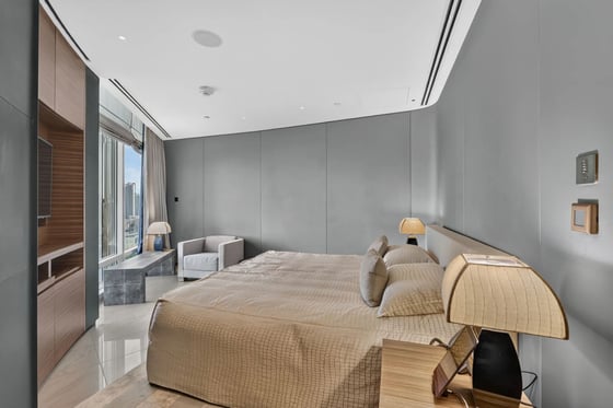 Elegant 2-bed apartment in Downtown's Armani Residences, picture 9