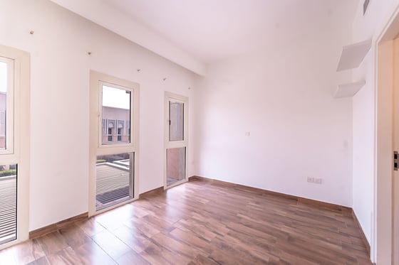 Spacious | Vacant | Golf Community......, picture 13