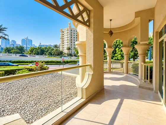 Low Floor | Unfurnished | Beach Access.., picture 1