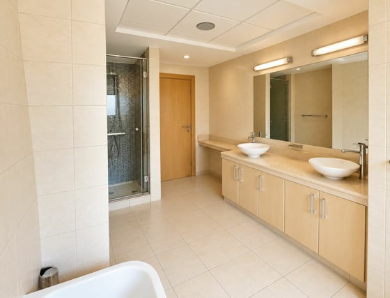 Low Floor | Unfurnished | Beach Access.., picture 12