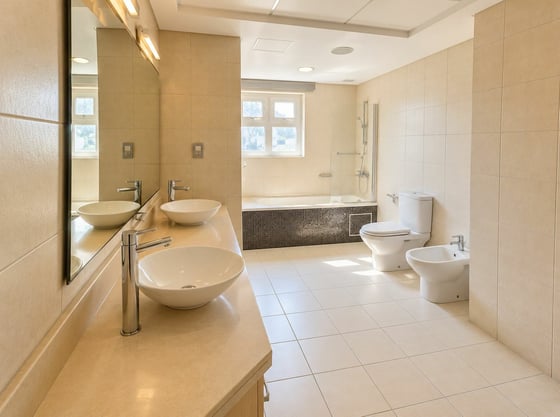 Low Floor | Unfurnished | Beach Access.., picture 10
