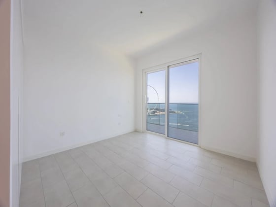Luxury Beachfront Living | Full Sea Views, picture 14