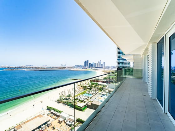 Luxury Beachfront Living | Full Sea Views, picture 7