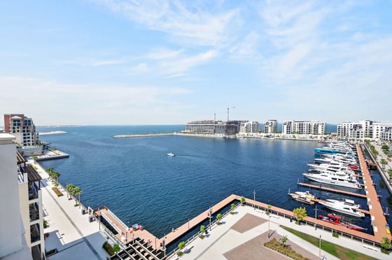 Serene 5-bed duplex penthouse at La Voile, Port de La Mer, picture 1