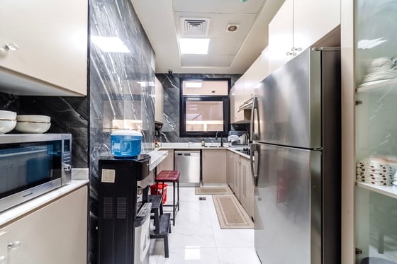 Private | Closed Kitchen | VOT.........., picture 4