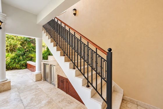 An elegant 4-bed villa in Montgomerie Maisonettes, Emirates, picture 12