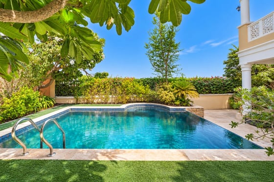 An elegant 4-bed villa in Montgomerie Maisonettes, Emirates, picture 18