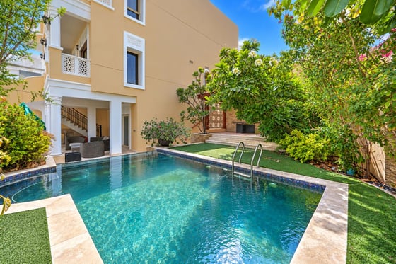 An elegant 4-bed villa in Montgomerie Maisonettes, Emirates, picture 20