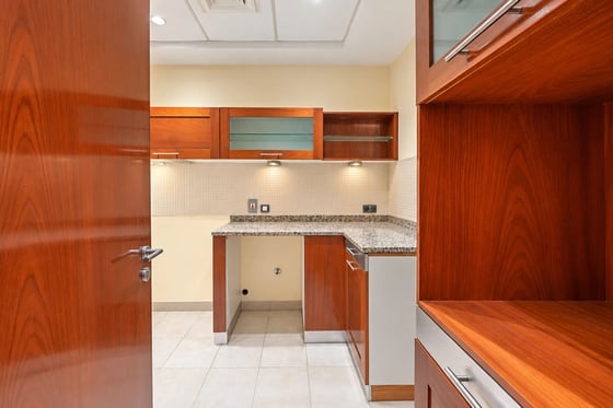 An elegant 4-bed villa in Montgomerie Maisonettes, Emirates, picture 7