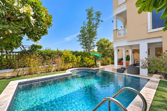 An elegant 4-bed villa in Montgomerie Maisonettes, Emirates, picture 19
