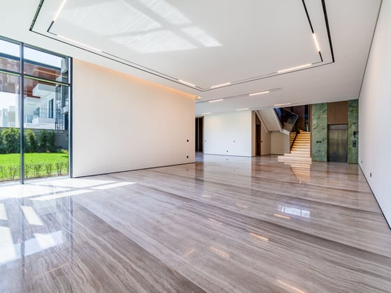 Contemporary Villa with Private Pool and Elevator, picture 5