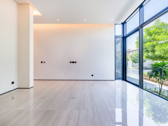 Contemporary Villa with Private Pool and Elevator, picture 15