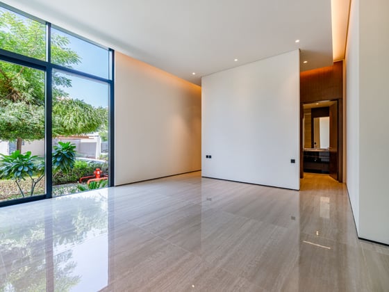 Contemporary Villa with Private Pool and Elevator, picture 14